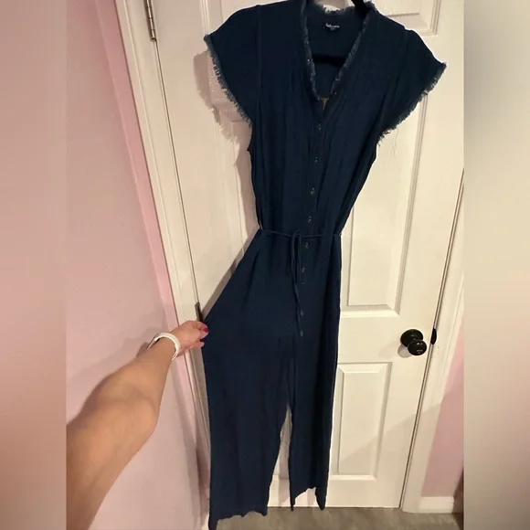 Splendid Chambray Jumpsuit - Picture 5 of 5
